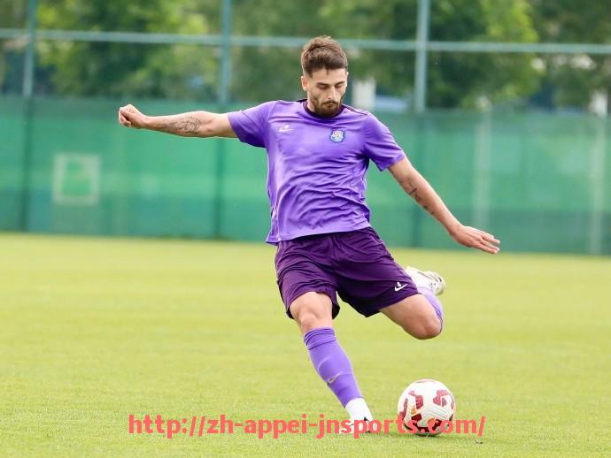 江南体育APP-世俱杯官方比赛球多品牌对比与性能评测结论